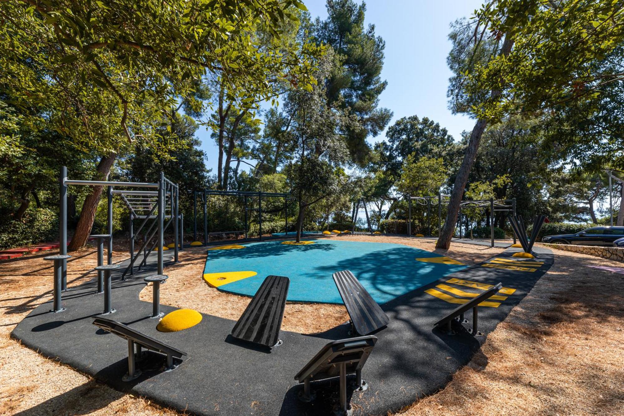 Villa Lovorka - Hotel Resort Drazica Krk Town Dış mekan fotoğraf