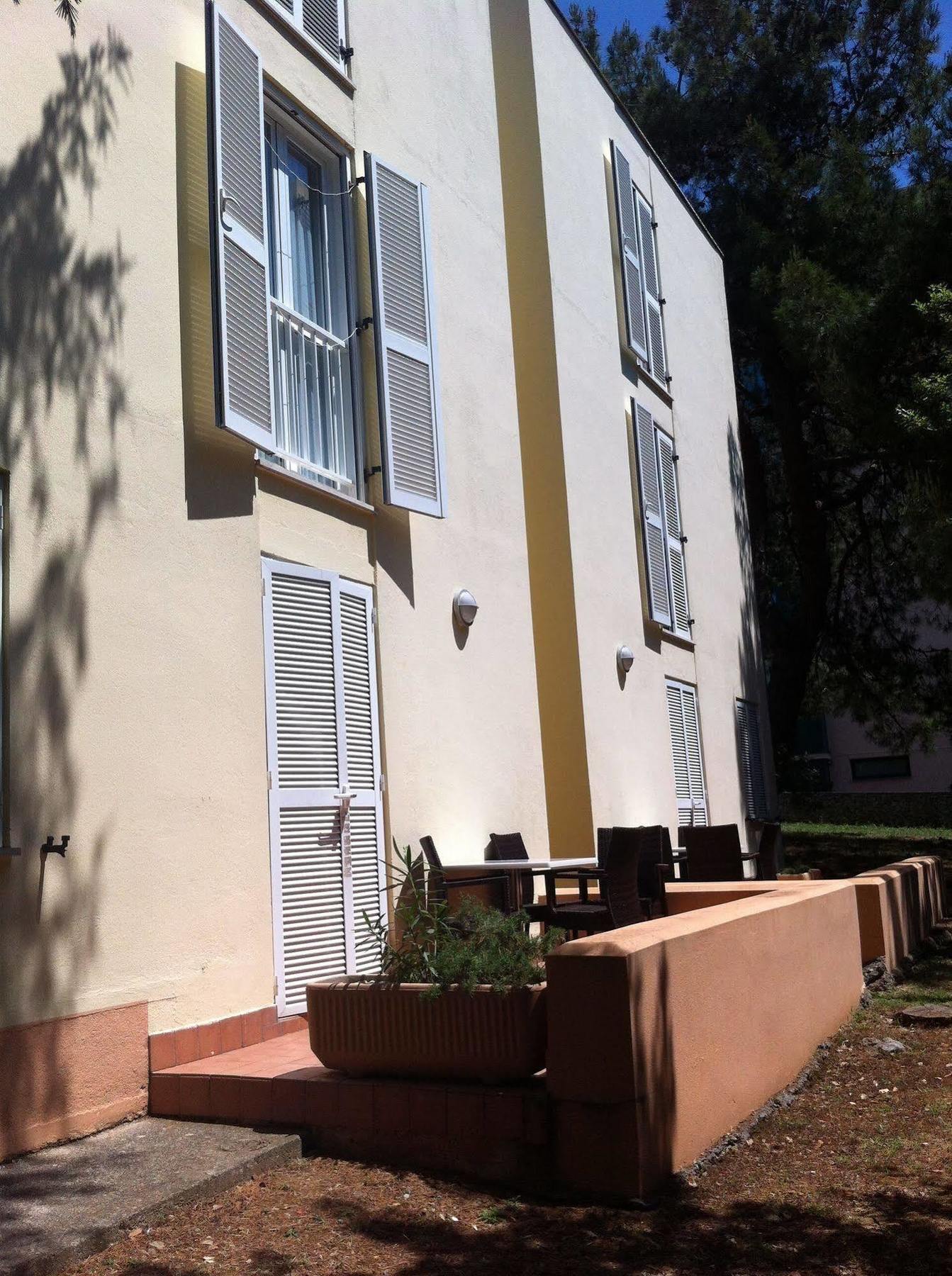 Villa Lovorka - Hotel Resort Drazica Krk Town Dış mekan fotoğraf